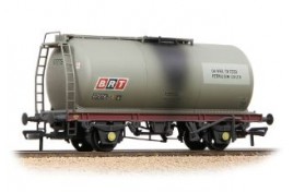 BR 45T Class A TTA Tank Wagon (ex-Esso unbranded) weathered OO Gauge